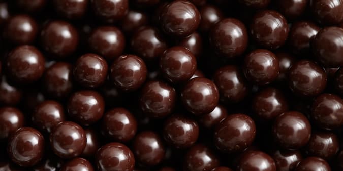 Dark Chocolate Pearls 55%